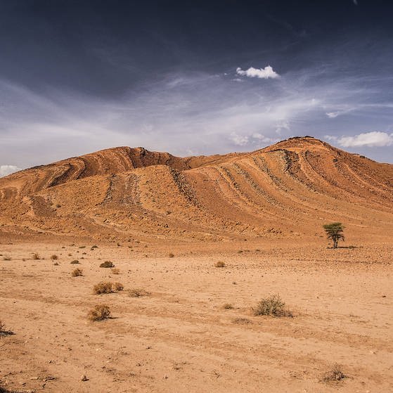 Eine Kieswüste in Marokko (Foto: IMAGO, Bruno Kickner)